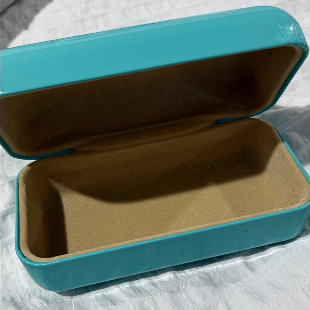 Tiffany & Co. Blue sunglass/eyeglass case - Picture 2 of 4